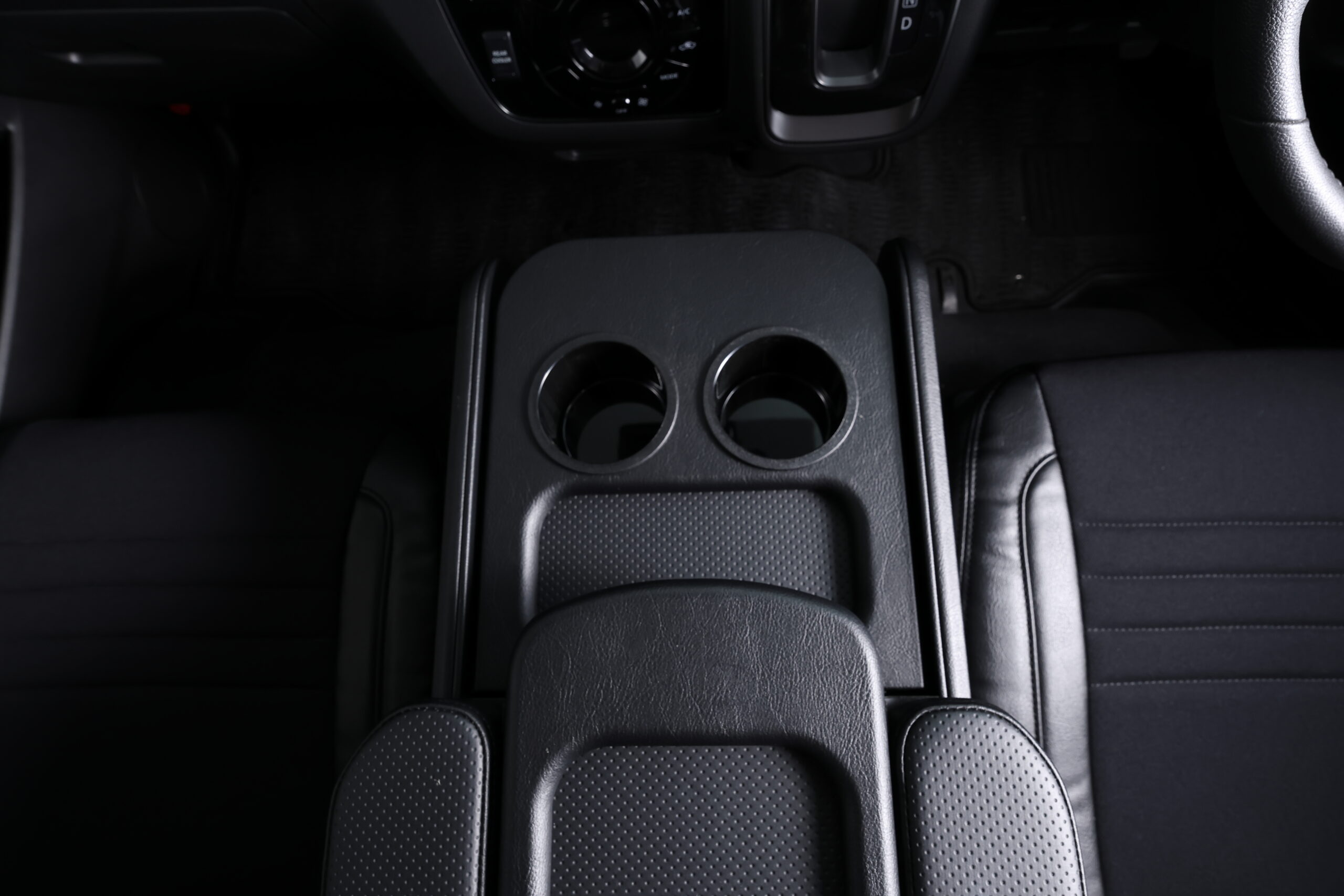 センターコンソール Leather series【キャラバン】 - 画像 (2)