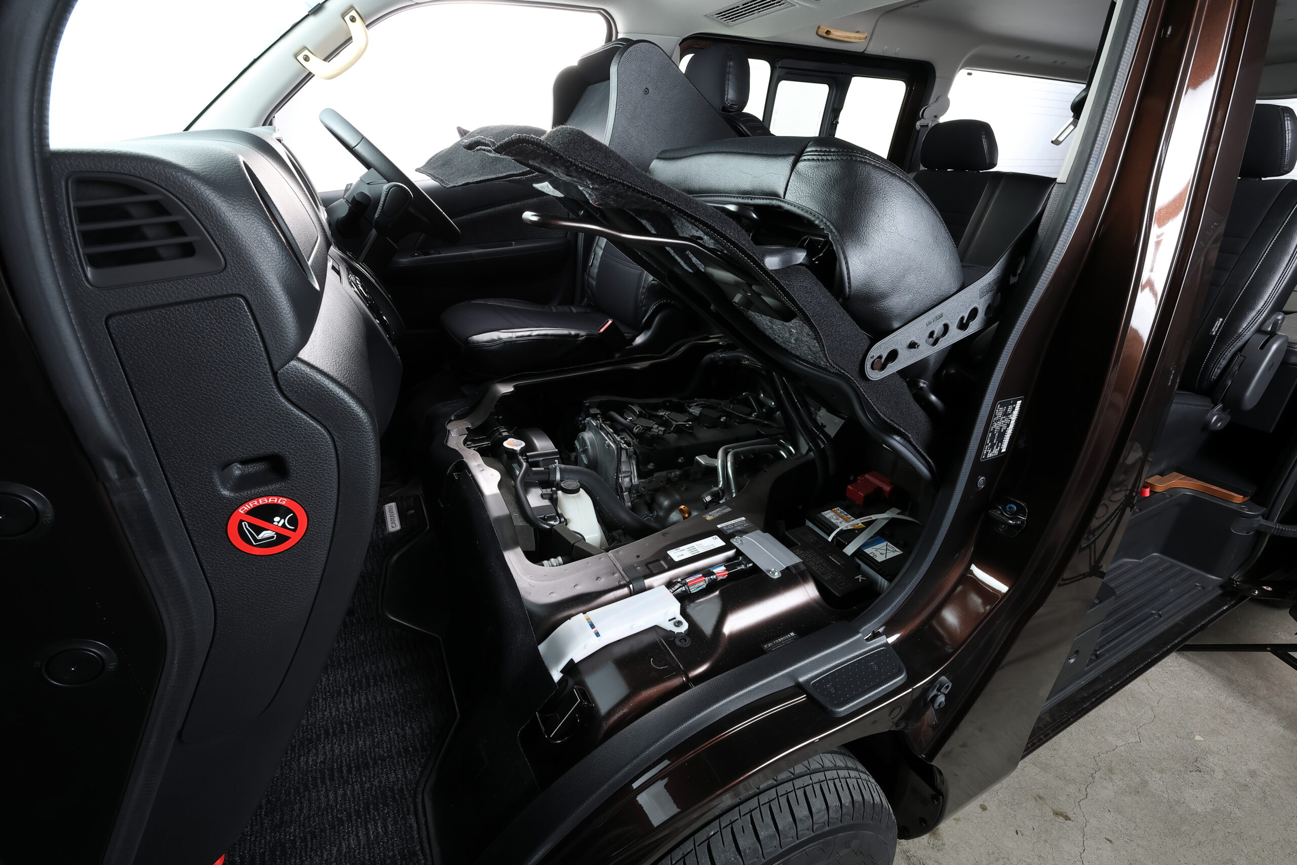 センターコンソール Leather series【キャラバン】 - 画像 (8)