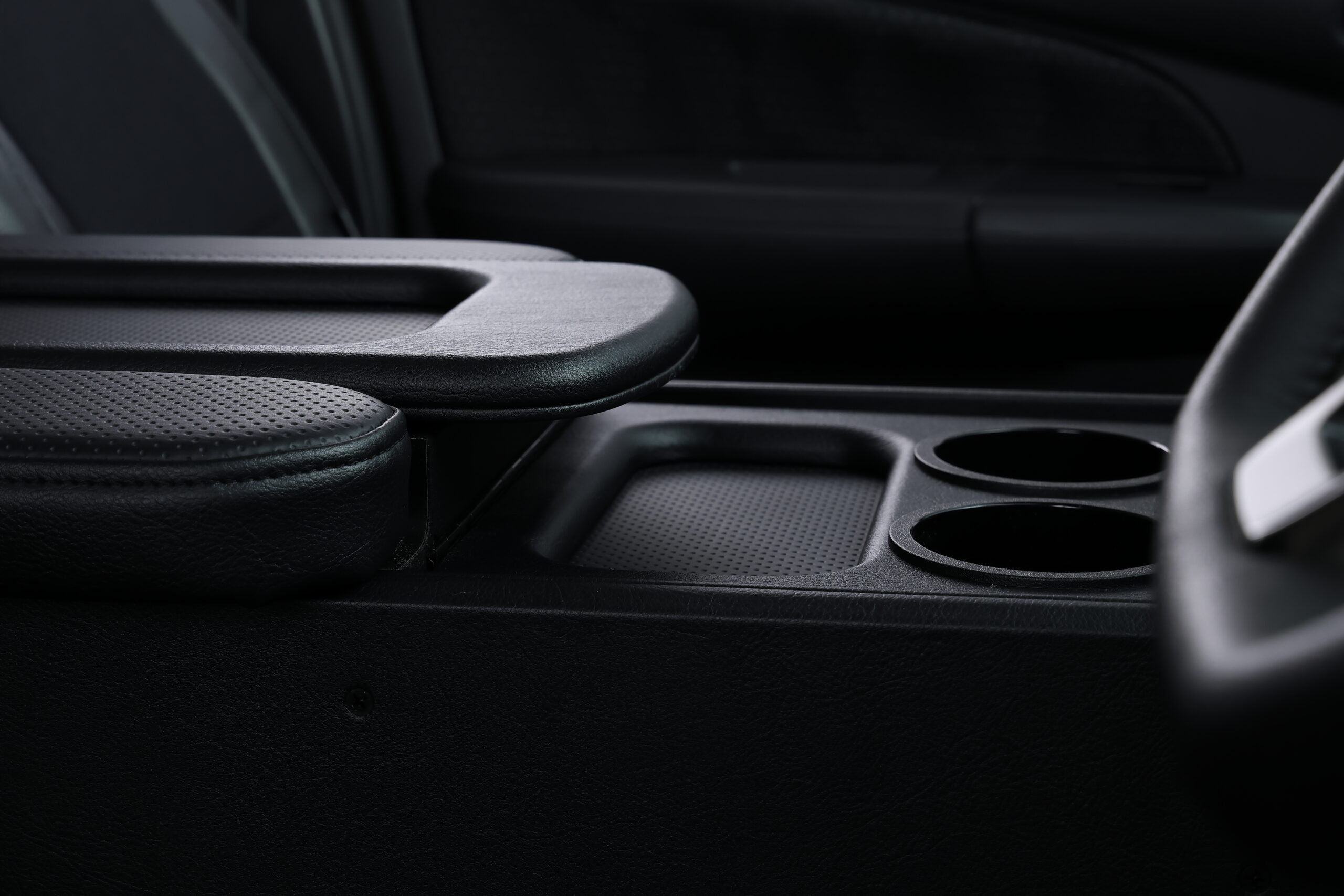 センターコンソール Leather series【キャラバン】 - 画像 (4)