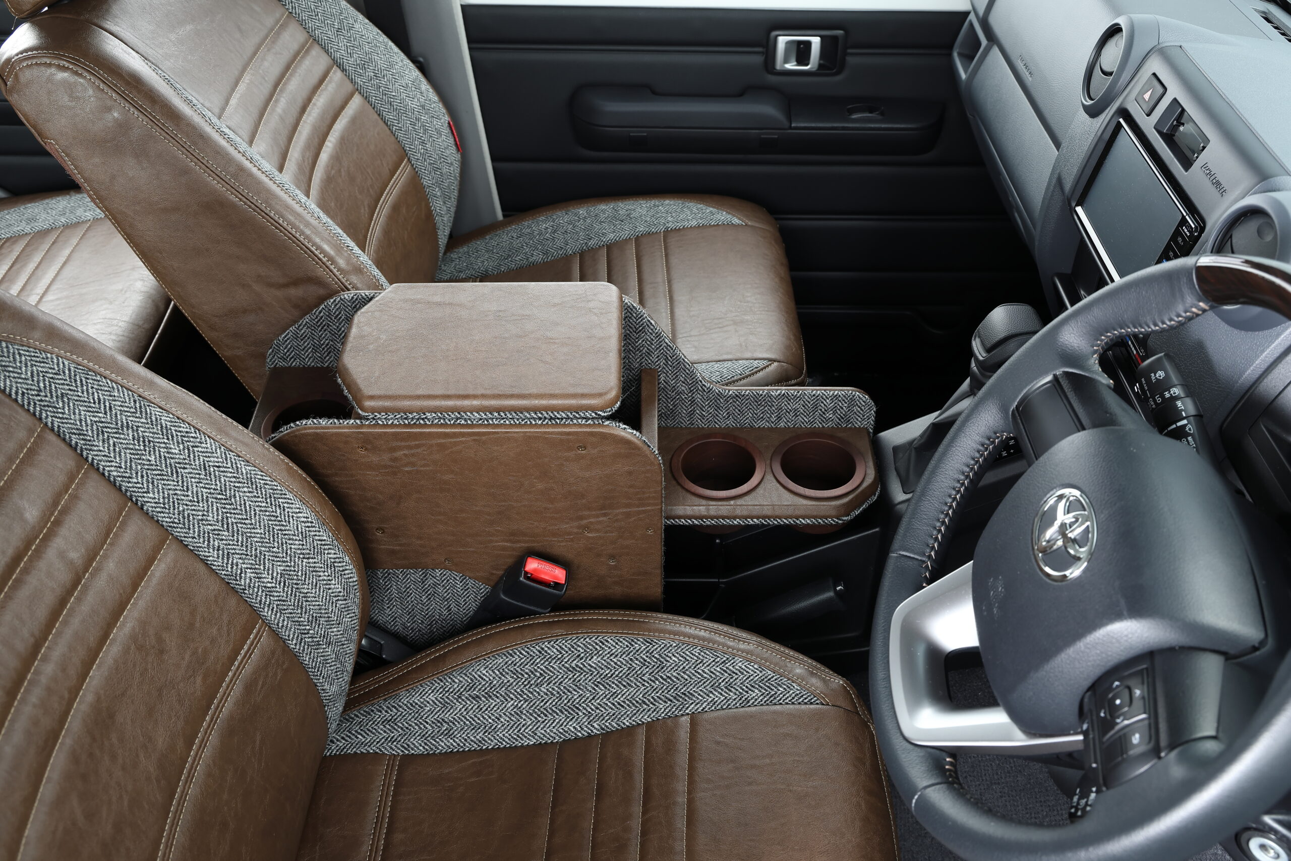 センターコンソール【ランクル70】 - 画像 (7)